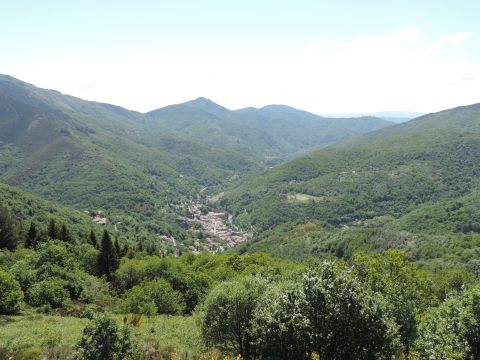 Burzet -Vallée de la Bourges.JPG