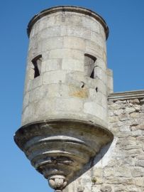 échauguette du château des Montlaur.JPG