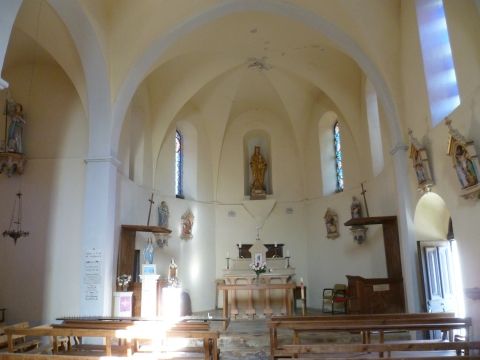 Intérieur chapelle de Pramailhet