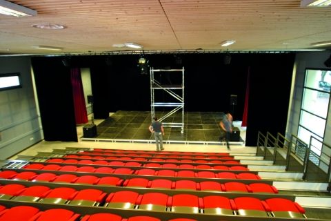 Meyras - Nouvelle salle