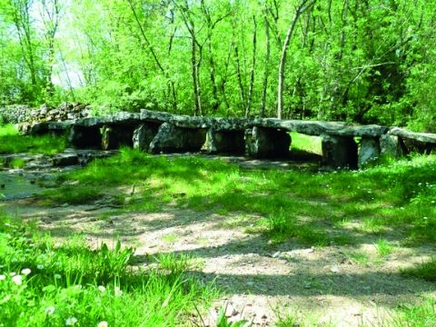 Le pont mégalithique
