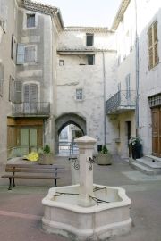 villeneuve-de-berg 026